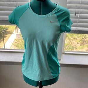 Teal Nike short sleeve shirt
